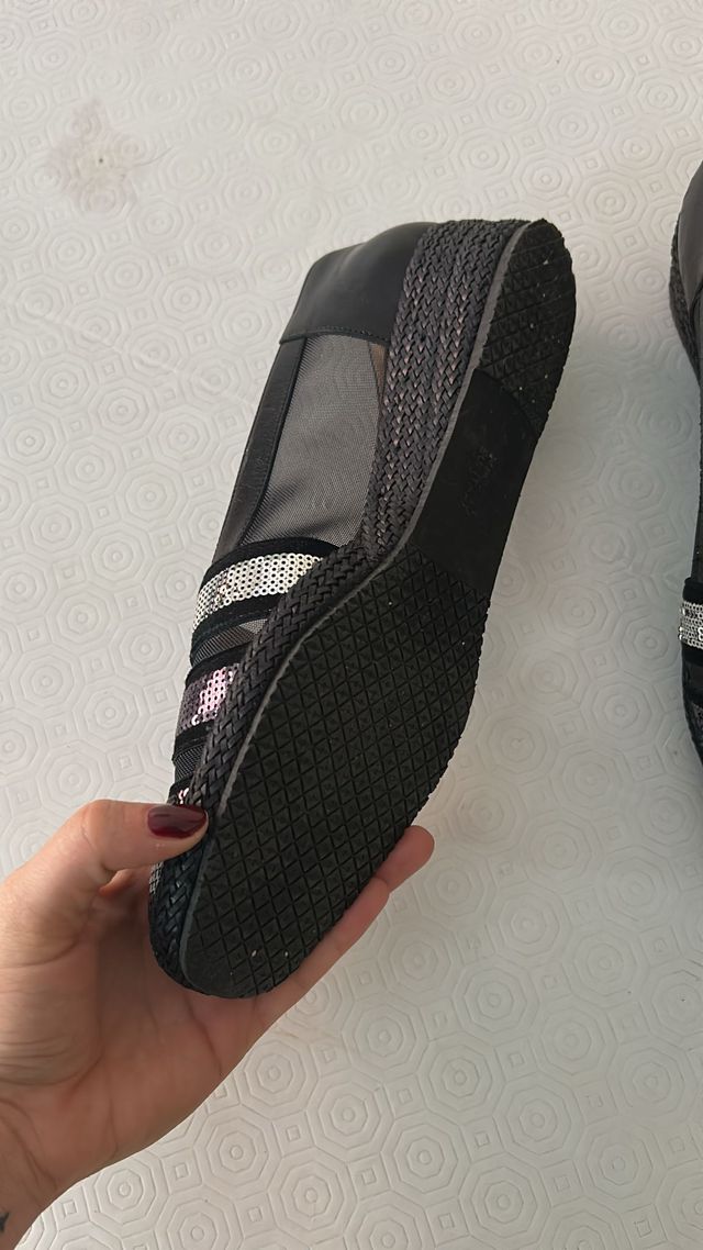 Zapatos La Badia Negros y Plateados Talla 41