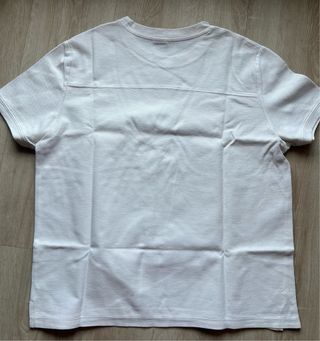 Camiseta Bershka manga corta blanca