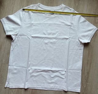Camiseta Bershka manga corta blanca