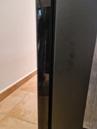 Vinoteca Haier 50Series3HWS34GGH1 NUEVA con golpe