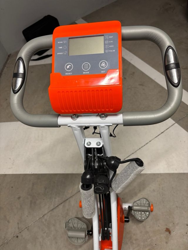 Bicicleta Estática Plegable Homcom