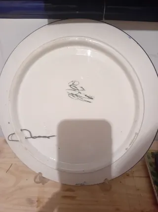 Plato Cerámica Firmado 31cm