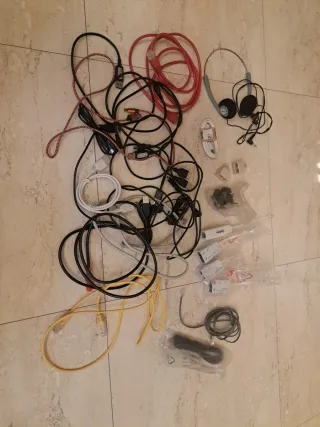 Lote de Cables y Conexiones