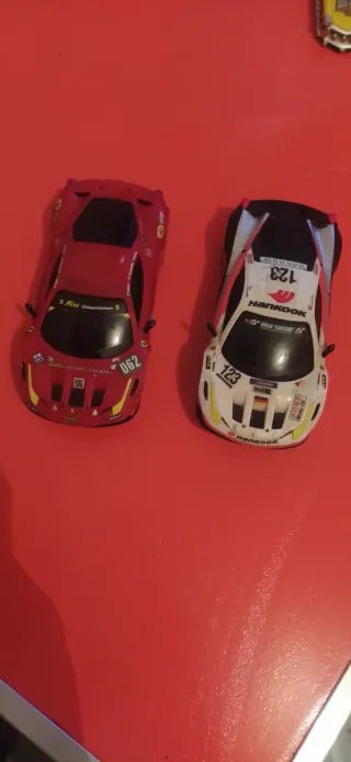 Coche Scalextric Rojo y Blanco