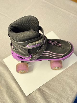 Patines 4 Ruedas Negros y Morados