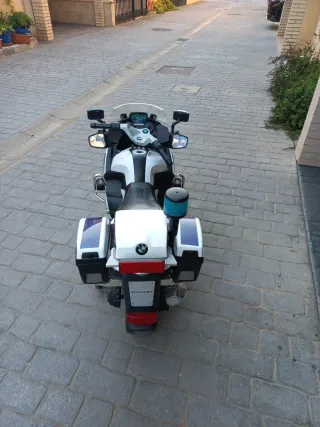 Moto de policía infantil