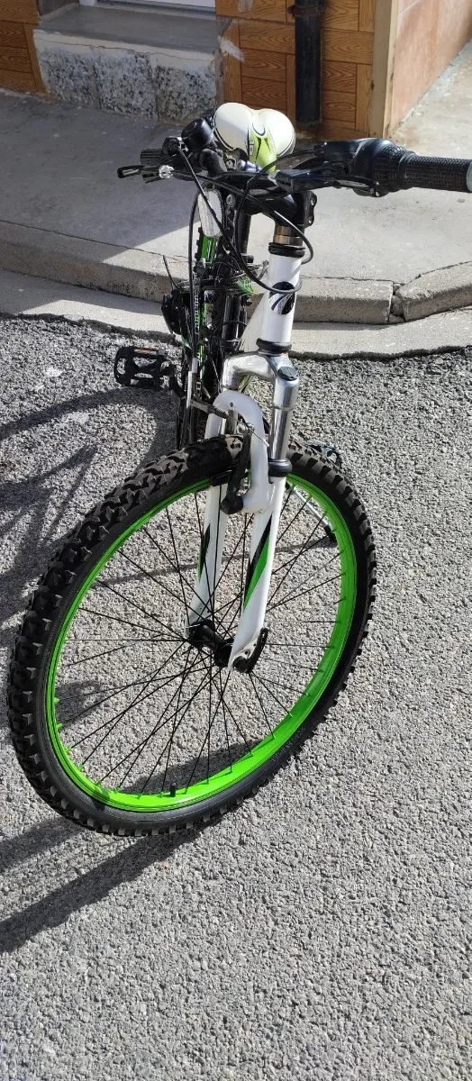 Bicicleta infantil Avigo 24