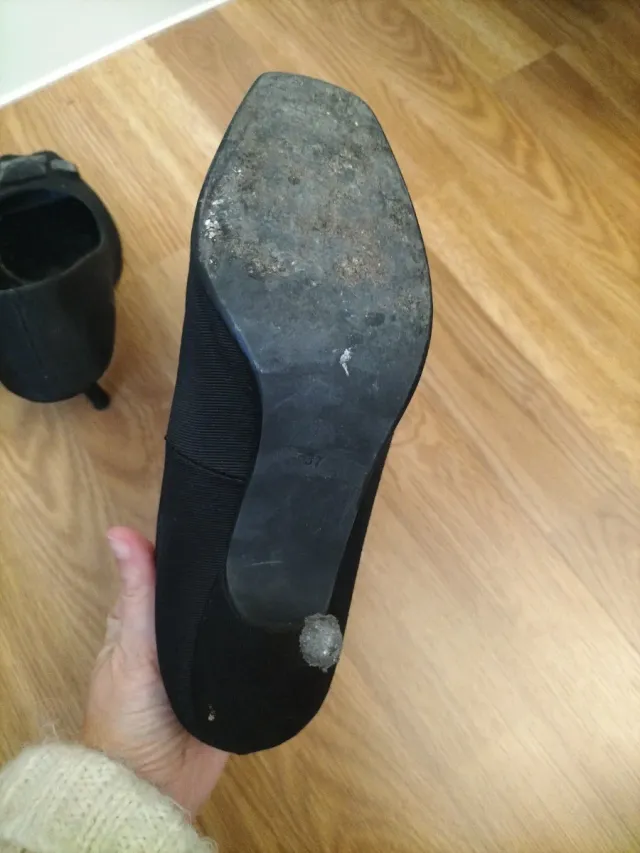 Zapatos de tacón negros talla 37