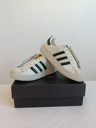 Zapatillas Adidas Superstar Blancas y Negras