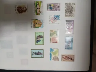 220 sellos España nuevos sin matasellos