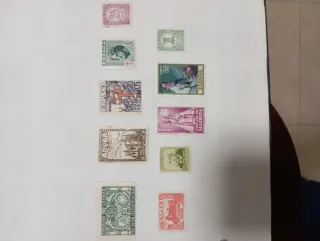 220 sellos España nuevos sin matasellos