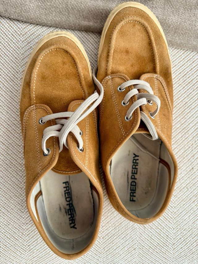 Zapatos Fred Perry Marrones