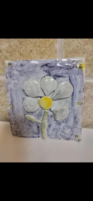 Quadretto ceramica fiore bianco giallo