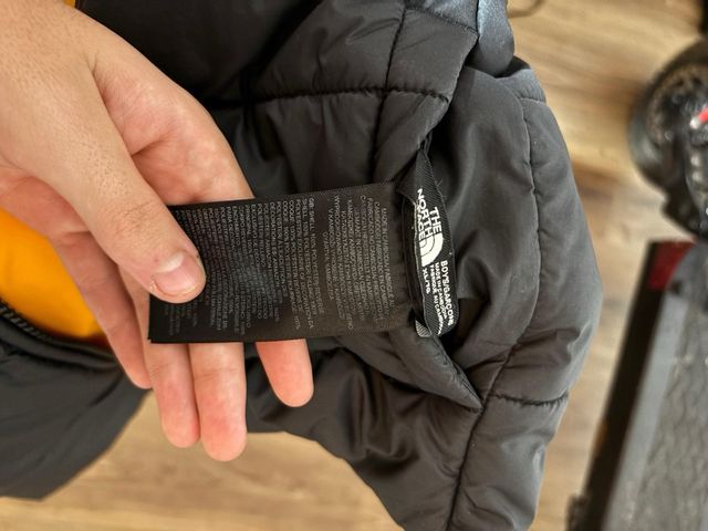 Abrigo The North Face Negro Naranja