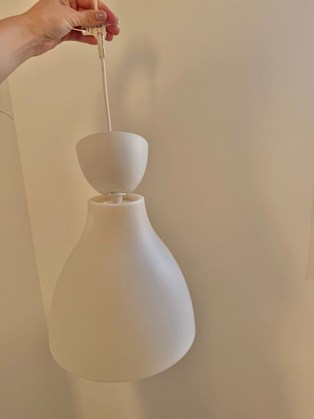 Lámpara colgante Ikea blanca