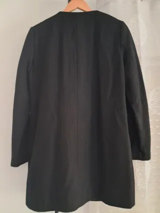 Abrigo Mango Negro Talla L