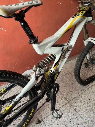 Bicicleta de Descenso Scott fox