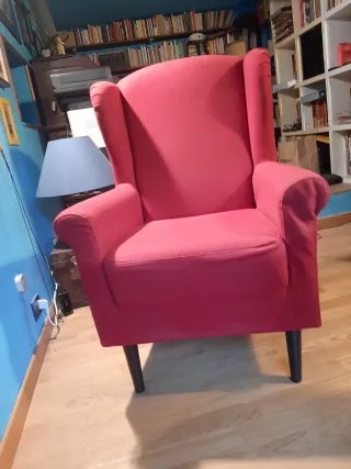 Poltrona bergère rossa in tessuto