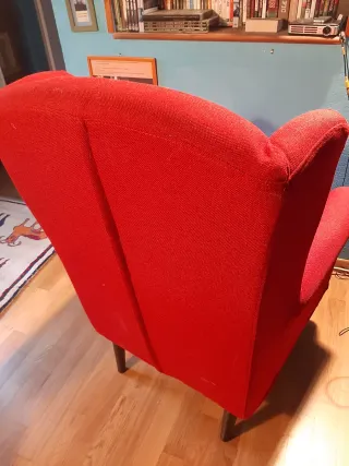 Poltrona bergère rossa in tessuto