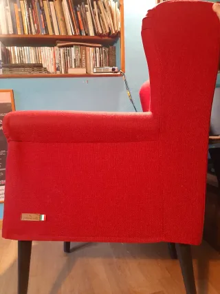 Poltrona bergère rossa in tessuto