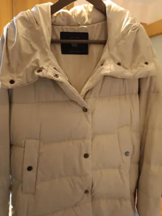 Plumas Zara Blanco Talla S pero es oversize