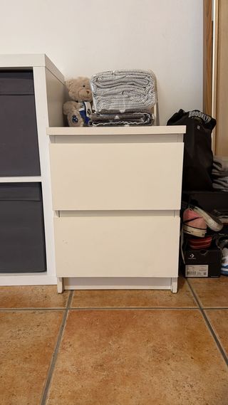 Comodino IKEA MALM con 2 cassetti