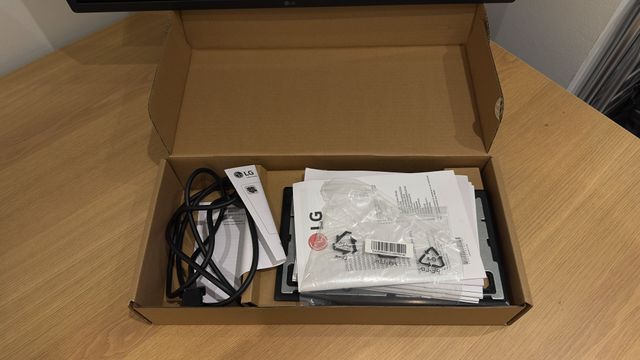 LG UltraFine 5K 27” - Perfecto estado + caja