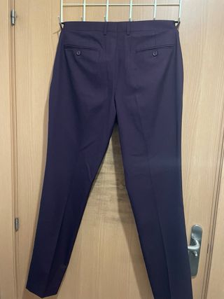 Traje de boda granate de Núñez de arenas