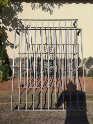 Rejas de hierro macizo