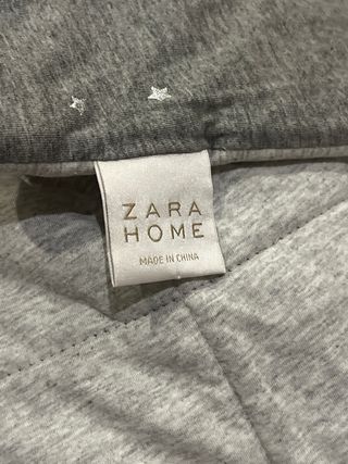 Edredón y funda almohada Zara estrellas plateadas