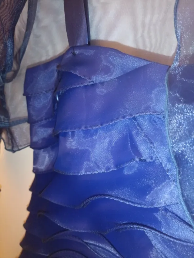 Vestido de fiesta azul con bolero