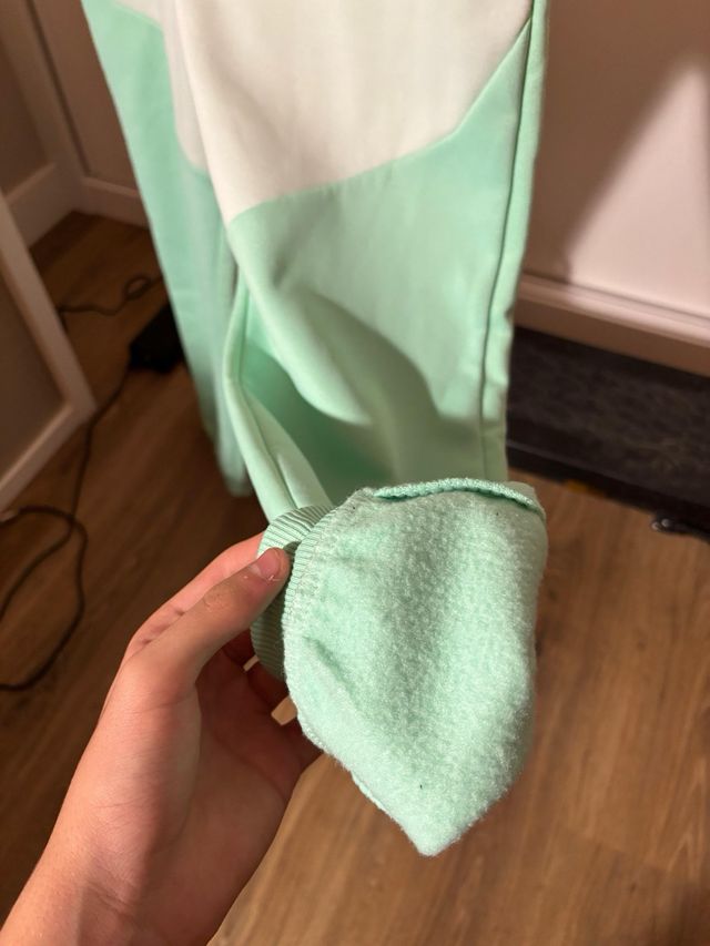 Chándal Nike Verde y Beige