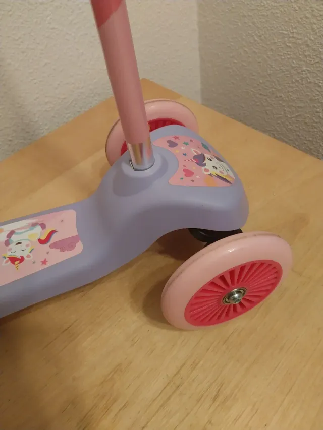 Patinete Infantil Unicornio Morado y Rosa Nuevo