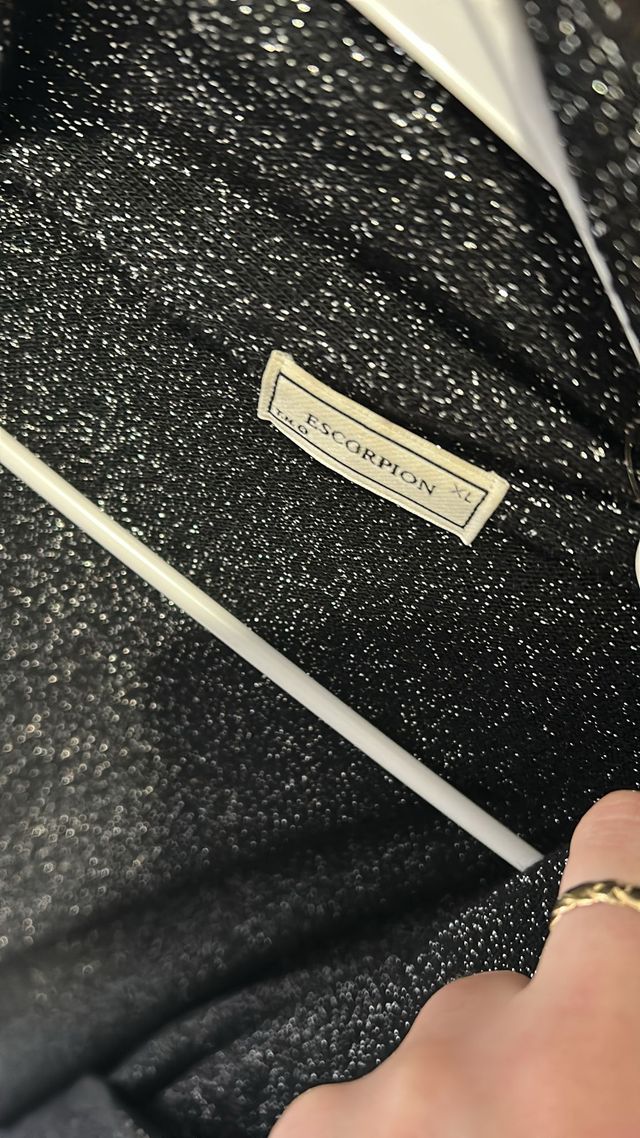 Conjunto Camiseta y Chaqueta Negro/Plata