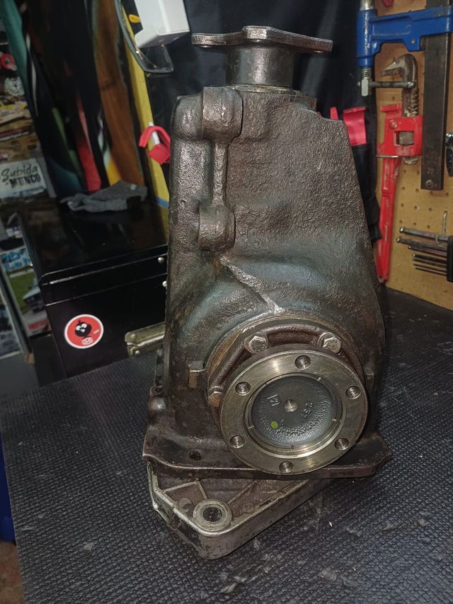 Grupo corto4.27 BMW E21