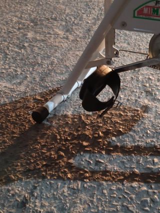 Bicicleta estática blanca