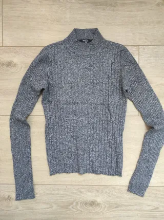 Bershka Jersey Gris Cuello Alto Talla M