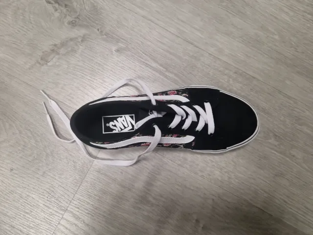 Vans Filmore Decon Floral Black Talla 39