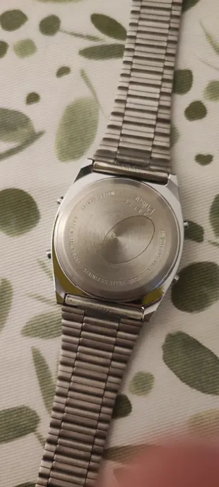 Reloj Pulsar Digital Quartz Caja y Manual