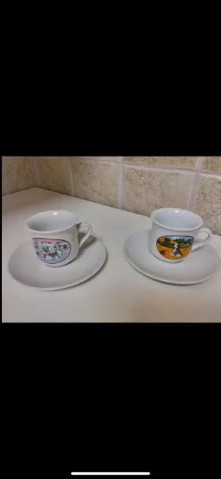 Tazzine e piattini in porcellana