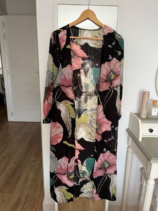 Kimono largo estampado flores