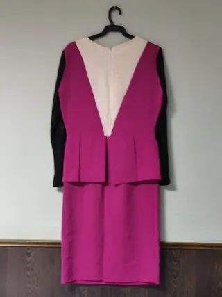 Vestido manga transparente negro y fucsia