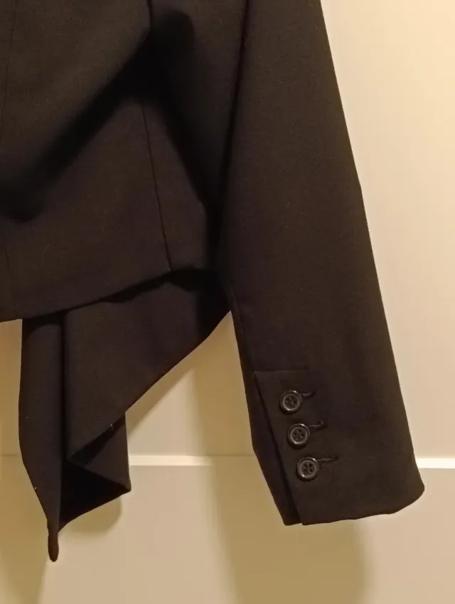 Blazer asimétrico H&M negro