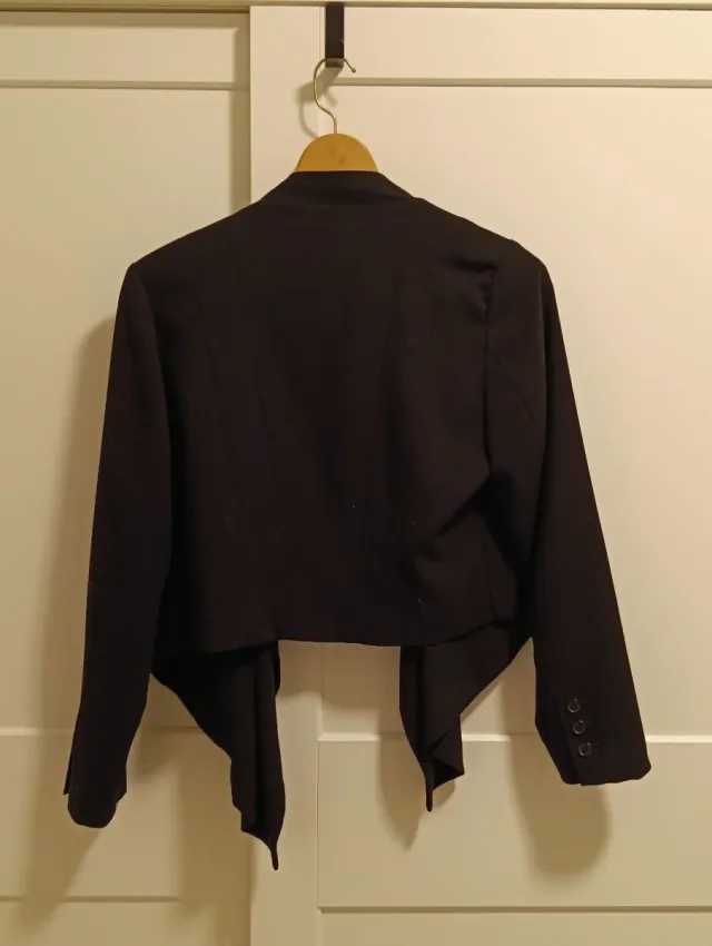 Blazer asimétrico H&M negro
