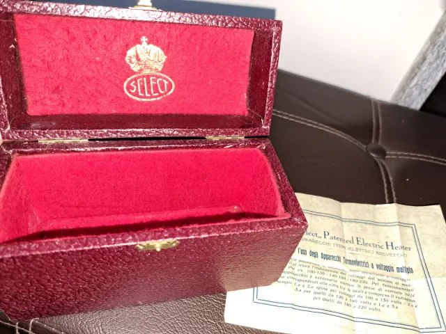 Ferro da stiro vintage da collezione