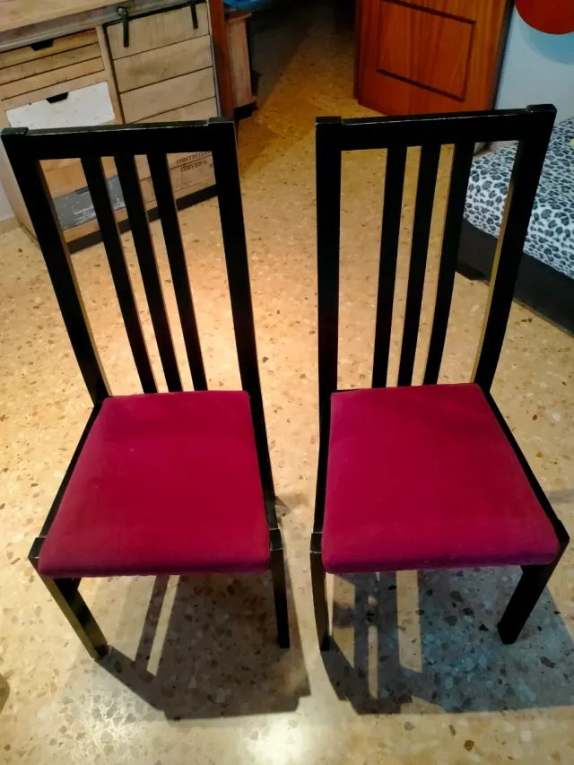 Conjunto 6 Sillas Salón Negras y Granates