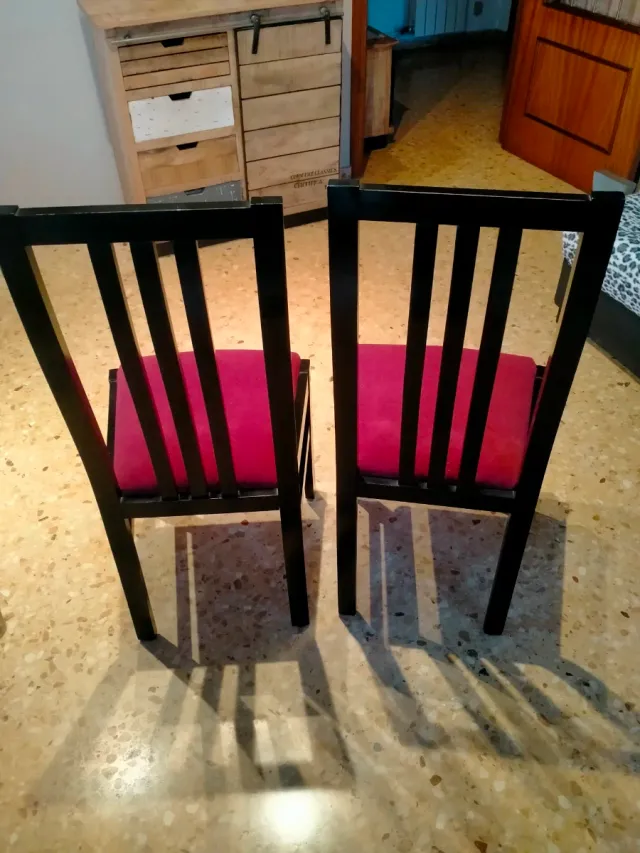 Conjunto 6 Sillas Salón Negras y Granates