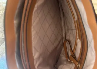 Bolso Michael Kors Voyager