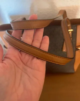 Bolso Michael Kors Voyager