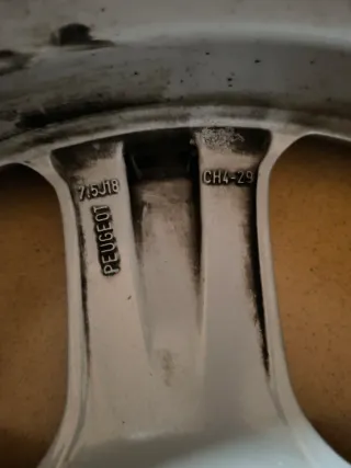 Llanta Peugeot 18 pulgadas